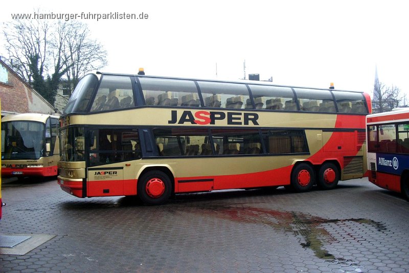 1992-14-11,Neoplan N 122-3,HT.JPG